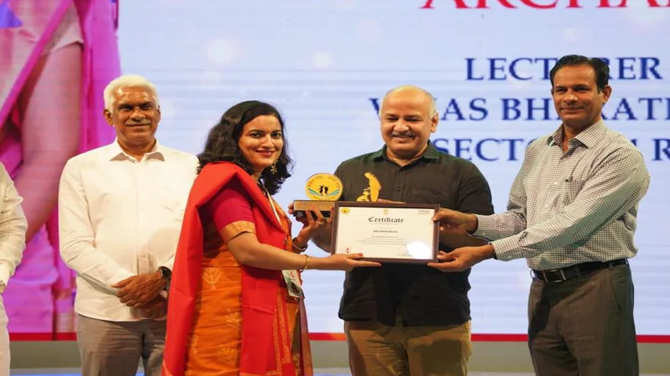 सरकारी स्कूल में पढ़ाने वाले शिक्षकों को मिलेगा सर्वश्रेष्ठ विश्वविद्यालयों में पढ़ाने का मौका